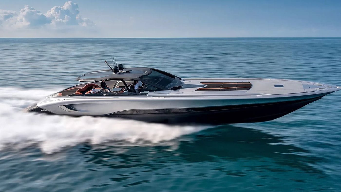 bolide hyperyachts
